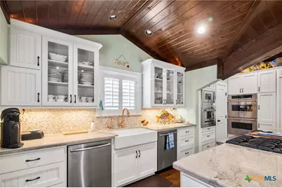 2133 W Maple Street, Port O'Connor, TX 77982 - Photo 6