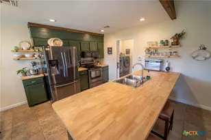 301 Antietam Dr, Victoria, TX 77904 - Photo 24