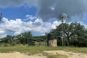 1395 Mountain Creek Rd, Marble Falls, TX 78654 - Photo 4