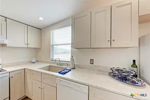 1395 Mountain Creek Rd, Marble Falls, TX 78654 - Photo 30