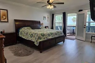 256 S Ocean Dr, Port Lavaca, TX 77979 - Photo 16