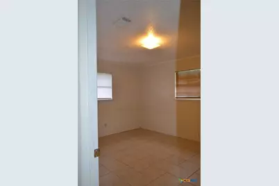 307 E Avenue A, Copperas Cove, TX 76522 - Photo 6