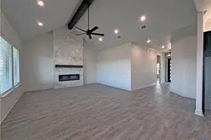 405 Willow, Troy, TX 76579 - Photo 6