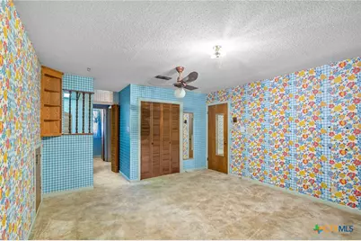 1101 Clark Street, Yoakum, TX 77995 - Photo 38