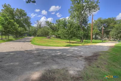 1150 Ethel, Seguin, TX 78155 - Photo 4