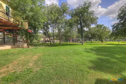 1155 Ethel, Seguin, TX 78155 - Photo 10