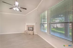 4402 Guildford Dr, Belton, TX 76513 - Photo 12