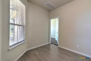 4402 Guildford Dr, Belton, TX 76513 - Photo 34
