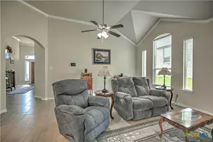 4402 Guildford Dr, Belton, TX 76513 - Photo 10