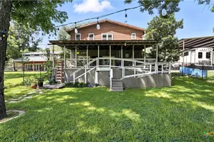 110 Erskine Ferry Rd, Seguin, TX 78155 - Photo 10