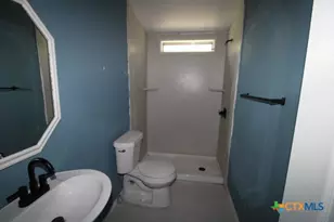 1341 King Country Rd, Gatesville, TX 76528 - Photo 20