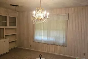 601 N Rhomberg St, Burnet, TX 78611 - Photo 14