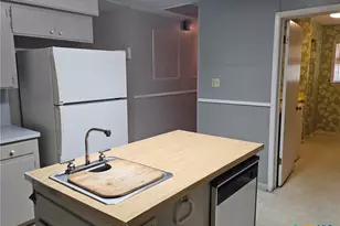 601 N Rhomberg St, Burnet, TX 78611 - Photo 18