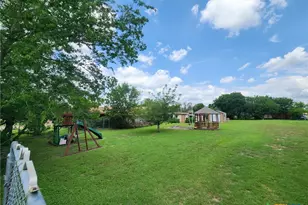 601 N Rhomberg St, Burnet, TX 78611 - Photo 40