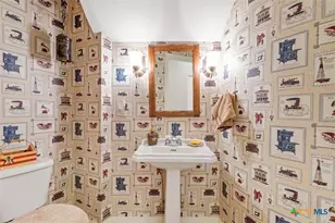 219 Fairway Dr, Gatesville, TX 76528 - Photo 20