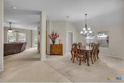 486 Enchanted Oak, New Braunfels, TX 78132 - Photo 6