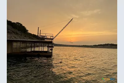 20926 W Lakeshore Drive, Spicewood, TX 78669 - Photo 38