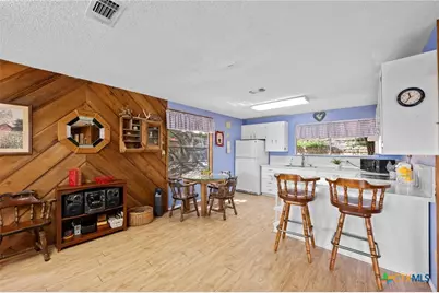 20926 W Lakeshore Drive, Spicewood, TX 78669 - Photo 12