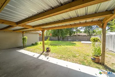 4804 Dahlia Lane, Victoria, TX 77904 - Photo 18