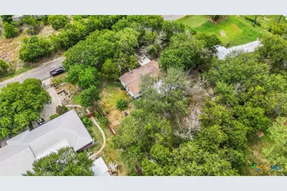 137 Columbia Circle, San Marcos, TX 78666 - Photo 8