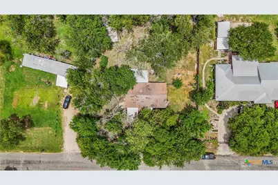 137 Columbia Circle, San Marcos, TX 78666 - Photo 6