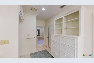 234 Lakeview Drive, Victoria, TX 77905 - Photo 22