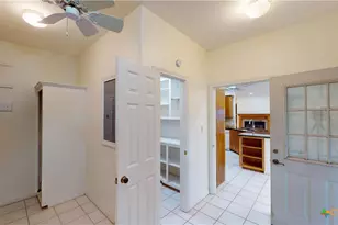 234 Lakeview Dr, Victoria, TX 77905 - Photo 10