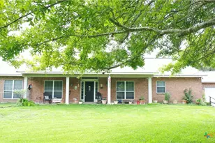 234 Lakeview Dr, Victoria, TX 77905 - Photo 2