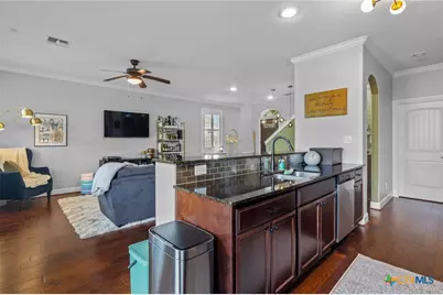 111 Fleetwood Drive, Victoria, TX 77901 - Photo 10