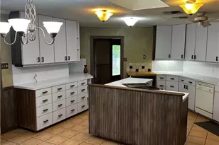 383 F-M 766, Cuero, TX 77954 - Photo 8