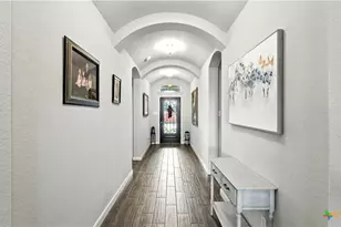 323 Limestone Creek, New Braunfels, TX 78130 - Photo 2