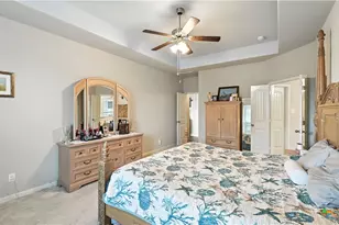 323 Limestone Creek, New Braunfels, TX 78130 - Photo 14