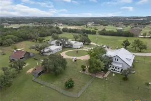 951 Moseley Rd, Copperas Cove, TX 76522 - Photo 2