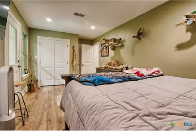 15545 State Highway 111, Yoakum, TX 77995 - Photo 18