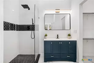 1256 Eastview Dr, Canyon Lake, TX 78133 - Photo 12