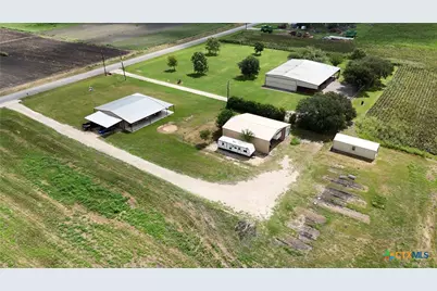 1291 Link Road, Seguin, TX 78155 - Photo 34