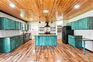 1291 Link Rd, Seguin, TX 78155 - Photo 10