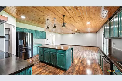 1291 Link Road, Seguin, TX 78155 - Photo 4