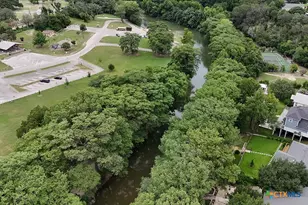 627 Summerwood Dr, New Braunfels, TX 78130 - Photo 32