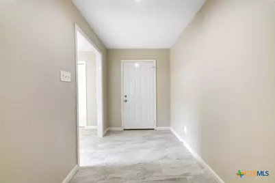 627 Summerwood Drive, New Braunfels, TX 78130 - Photo 2