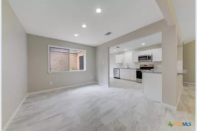 627 Summerwood Drive, New Braunfels, TX 78130 - Photo 8