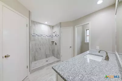 627 Summerwood Drive, New Braunfels, TX 78130 - Photo 16