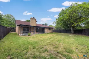 627 Summerwood Dr, New Braunfels, TX 78130 - Photo 26