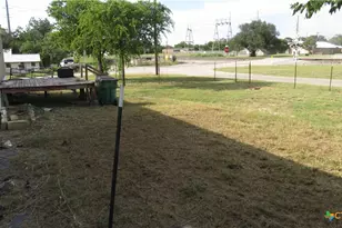 400 W Railway St, Lometa, TX 76853 - Photo 4