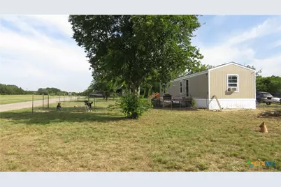 400 W Railway Street, Lometa, TX 76853 - Photo 6