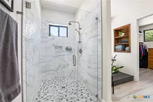 690 Kings Point Dr, Canyon Lake, TX 78133 - Photo 18