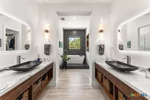 690 Kings Point Dr, Canyon Lake, TX 78133 - Photo 16