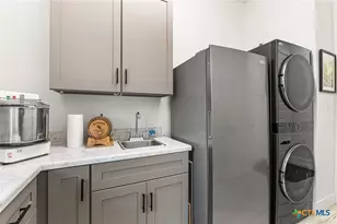 690 Kings Point Dr, Canyon Lake, TX 78133 - Photo 24