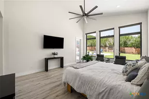 690 Kings Point Dr, Canyon Lake, TX 78133 - Photo 14