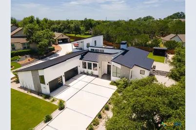 690 Kings Point Drive, Canyon Lake, TX 78133 - Photo 40